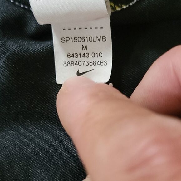 NIKE RACERBACK SPORTS BRA  - Picture 6 of 7